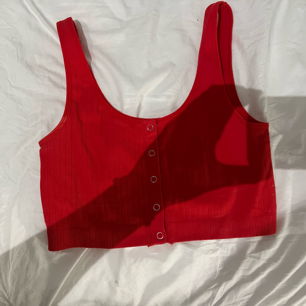Red PacSun/ LA hearts tank, Silver button